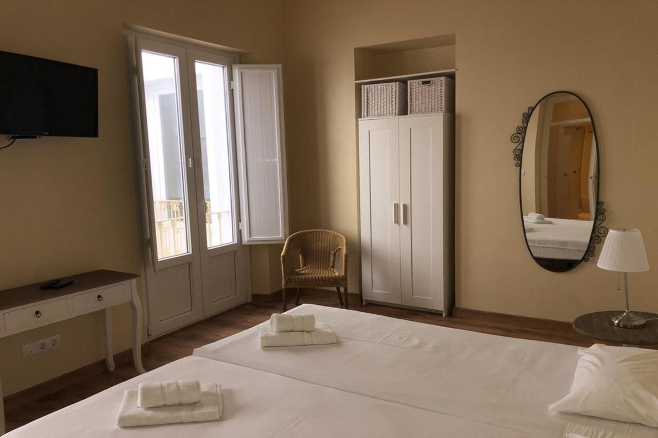 Life Apartments San Vicente Sevilla Exterior foto