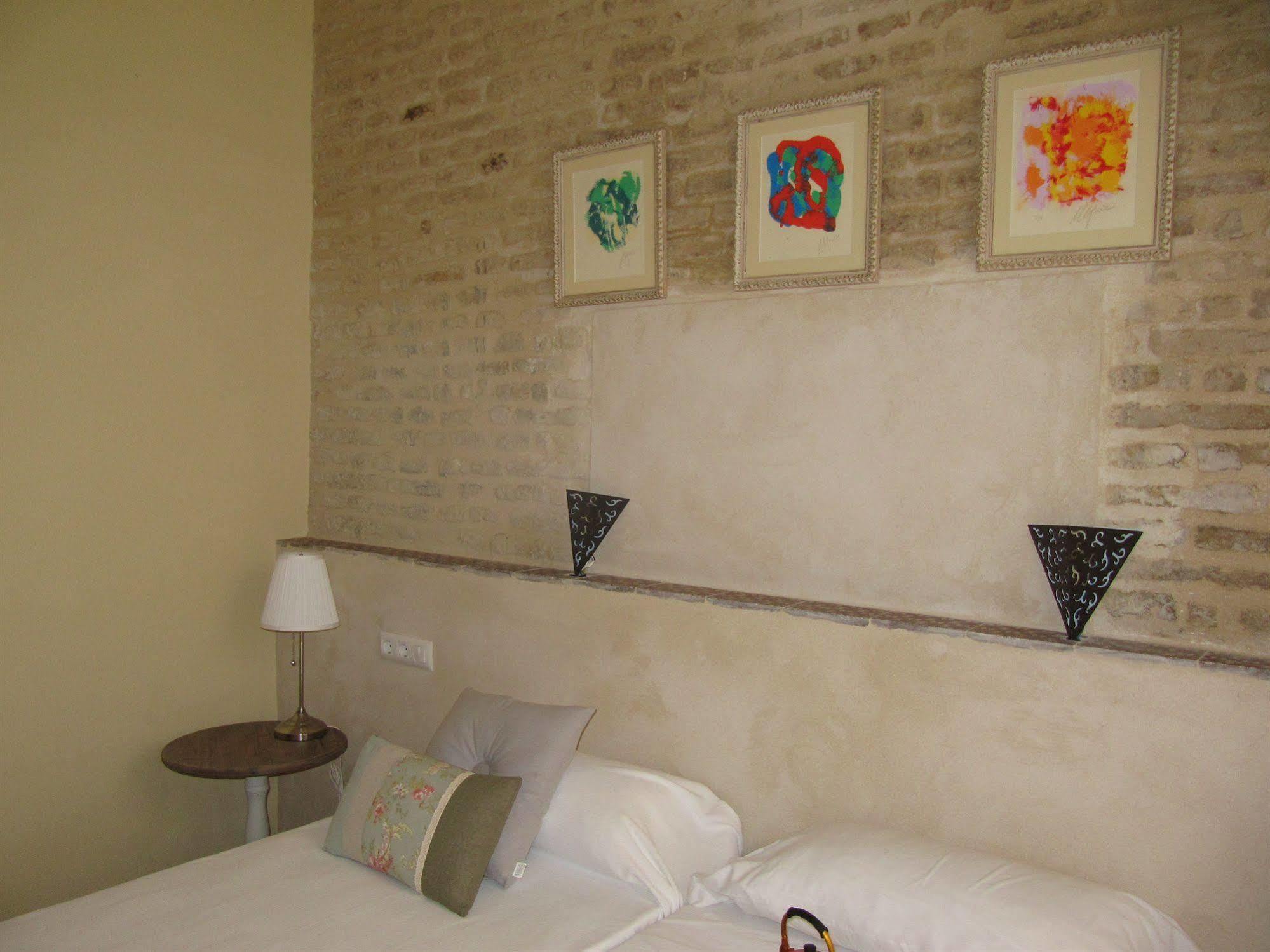 Life Apartments San Vicente Sevilla Exterior foto